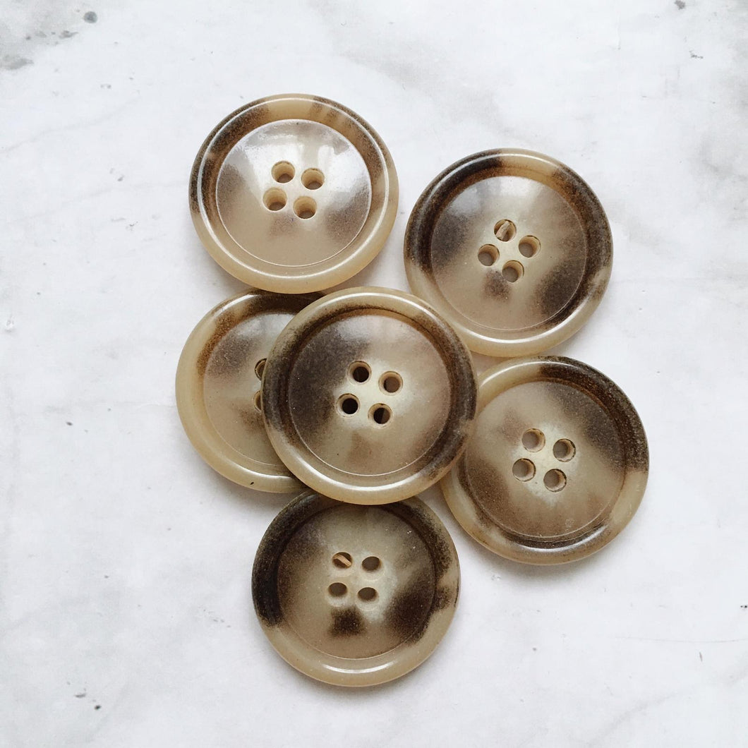 LOT DE 8 BOUTONS  MARRON BEIGE 28MM